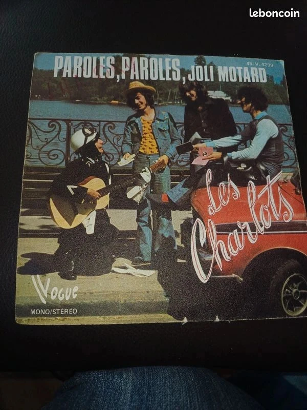 45rpm vinyl Les Charlots lyrics lyrics pretty biker – photo 2